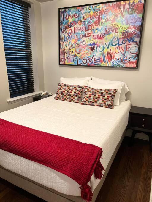 Trendy West Town Flat - 2 Bed / 1.5 Bath W Parking Apartment Chicago Bagian luar foto