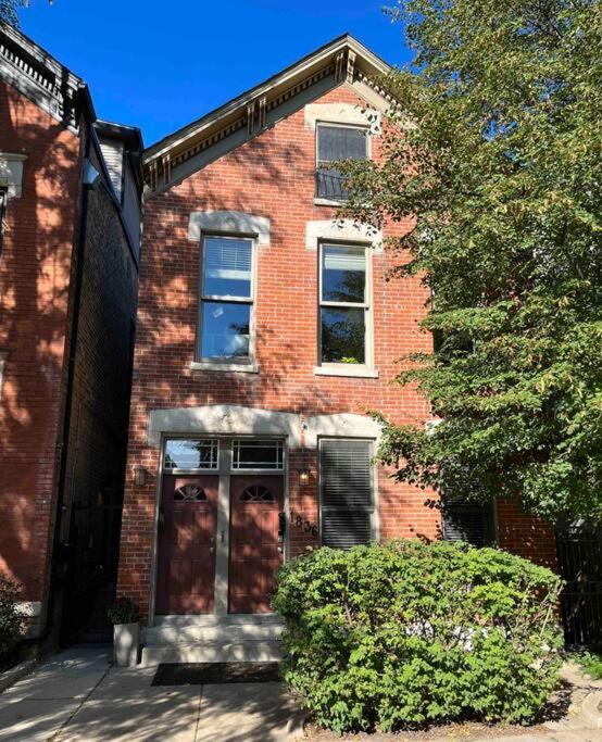 Trendy West Town Flat - 2 Bed / 1.5 Bath W Parking Apartment Chicago Bagian luar foto